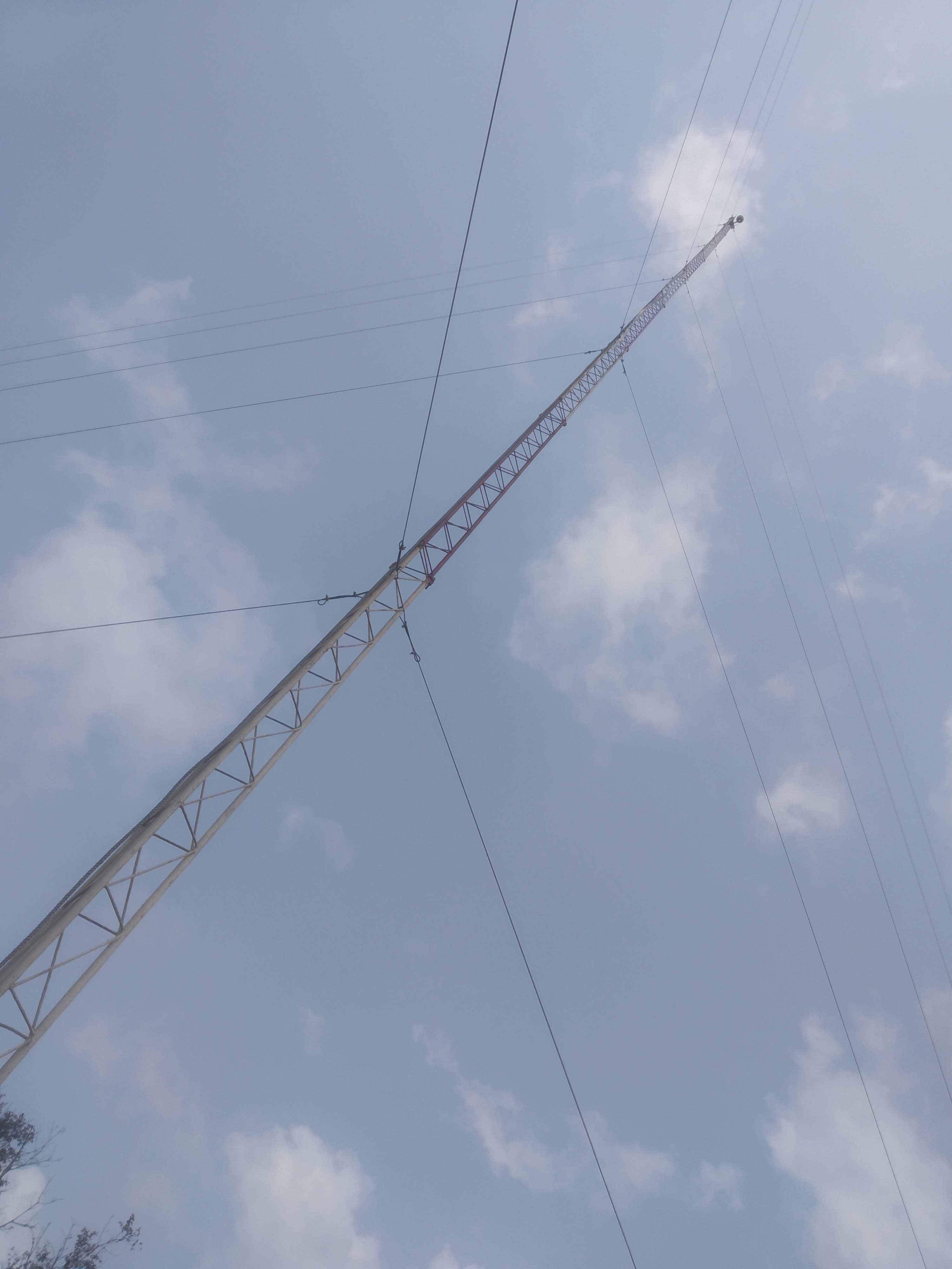 PYLONE INTER-CONNEXION