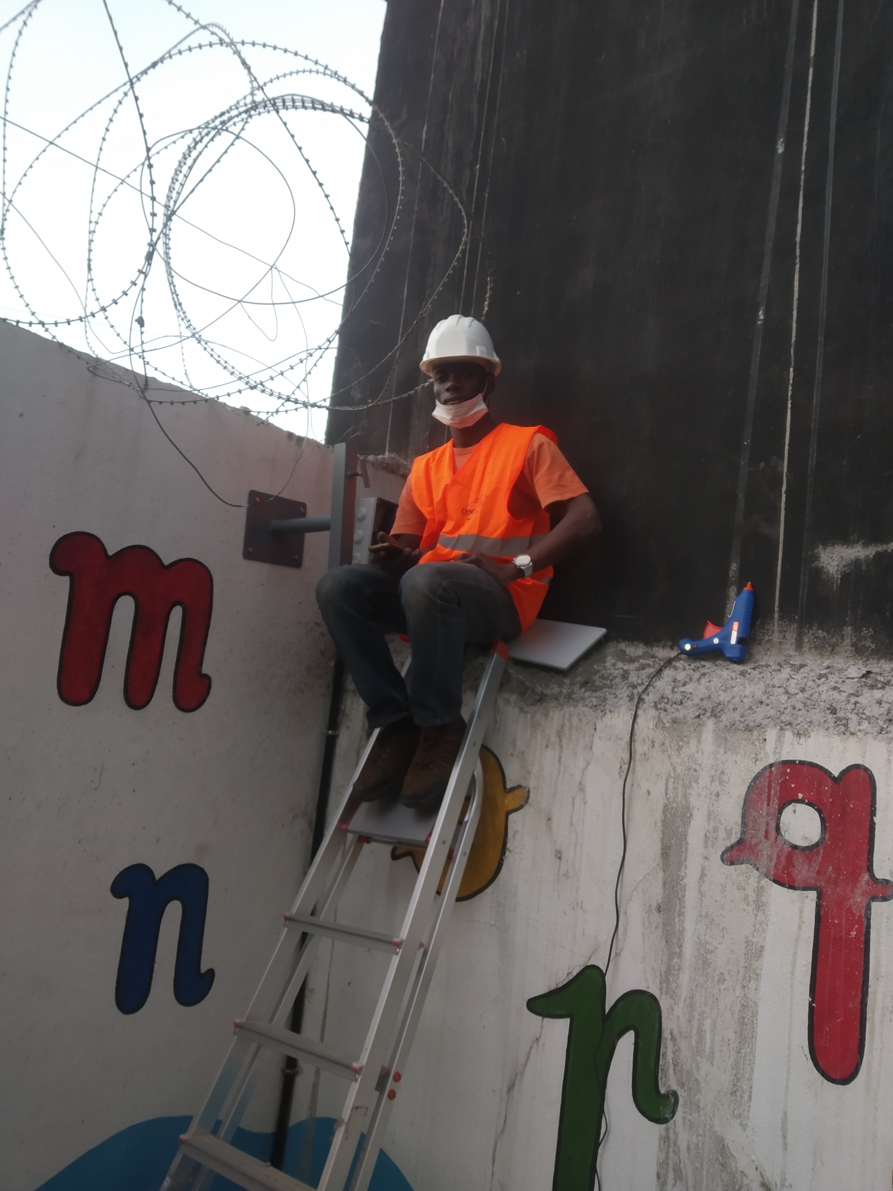 COUVERTURE WIFI & CABLAGE RESEAU