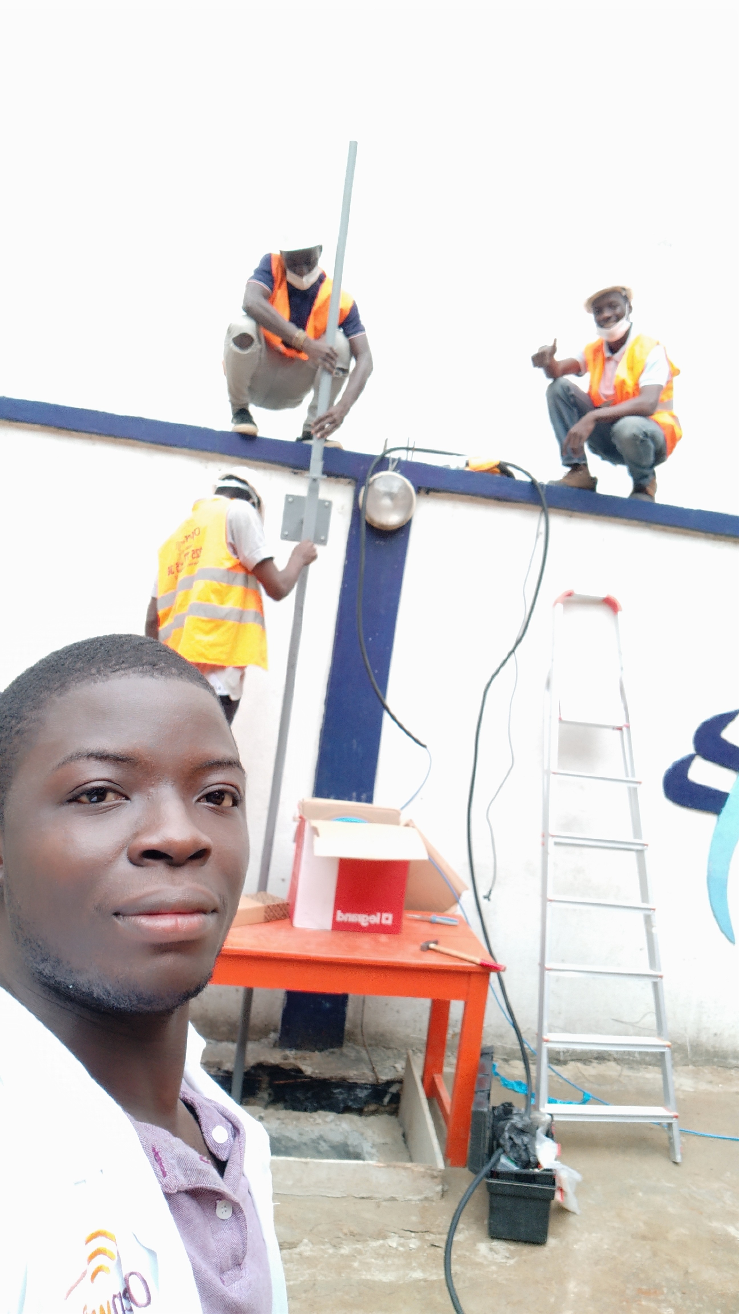 COUVERTURE WIFI & CABLAGE RESEAU