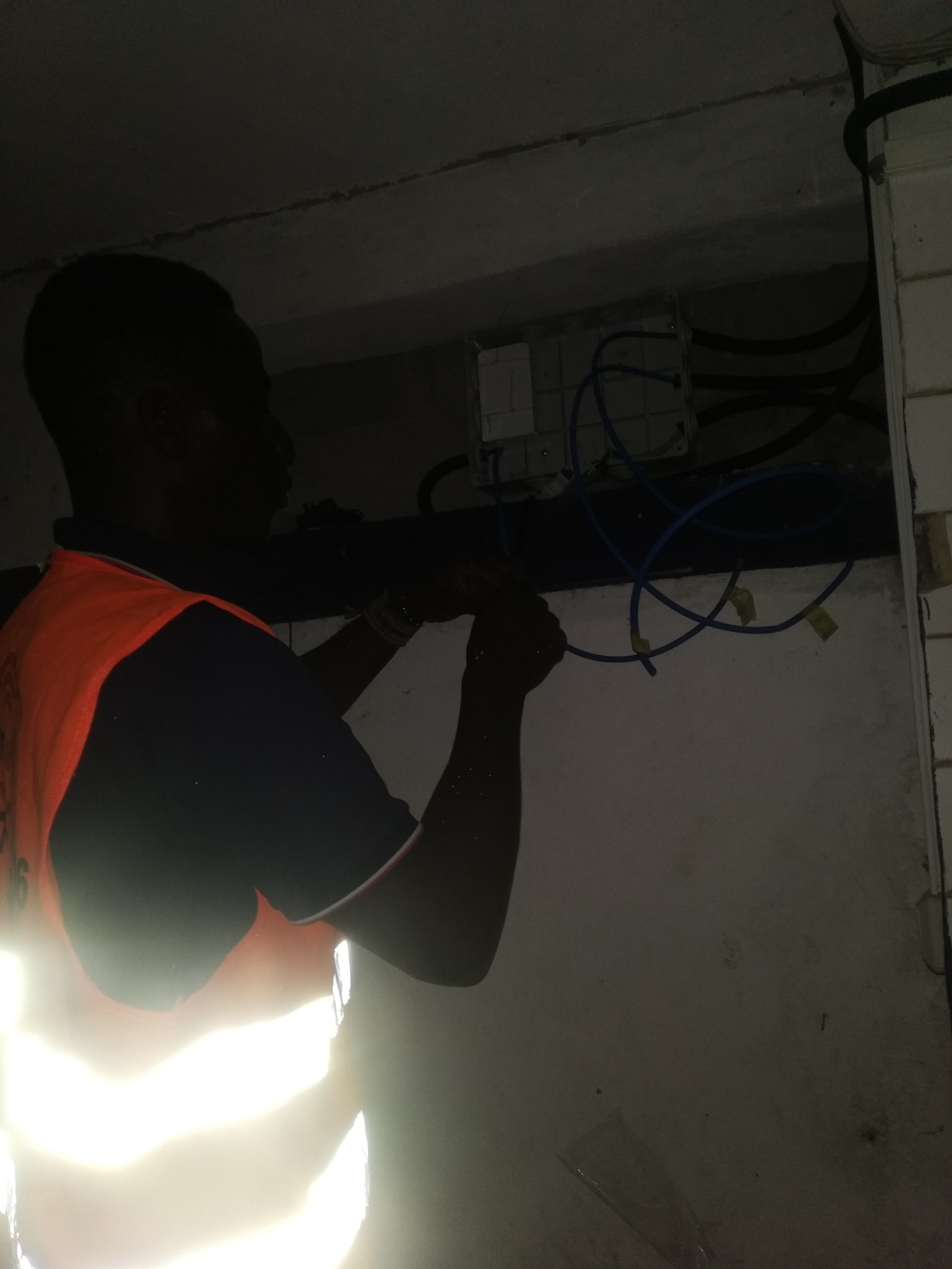 COUVERTURE WIFI & CABLAGE RESEAU